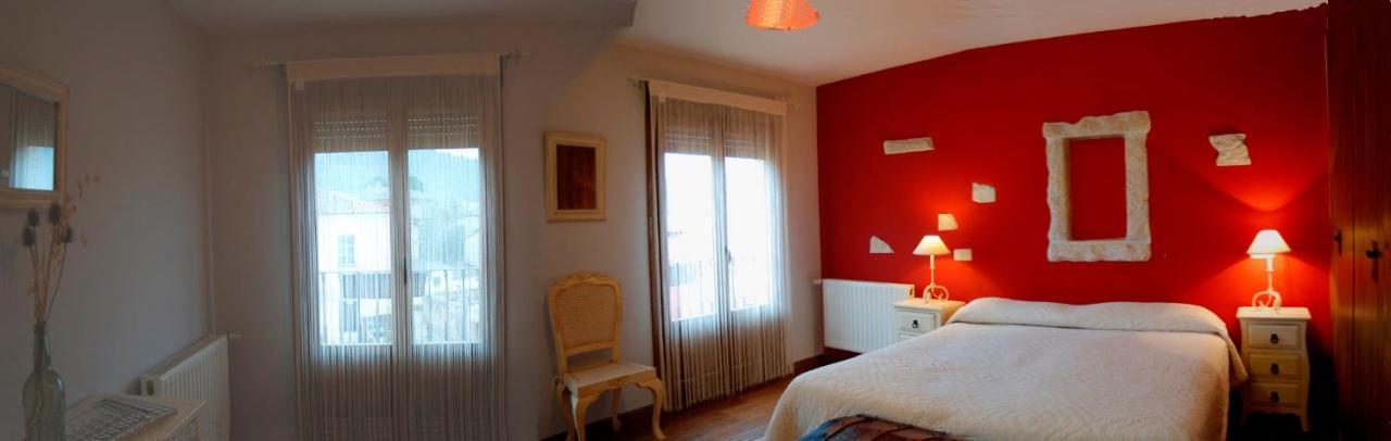 La Noguera De Socasa Villa Romancos Екстериор снимка