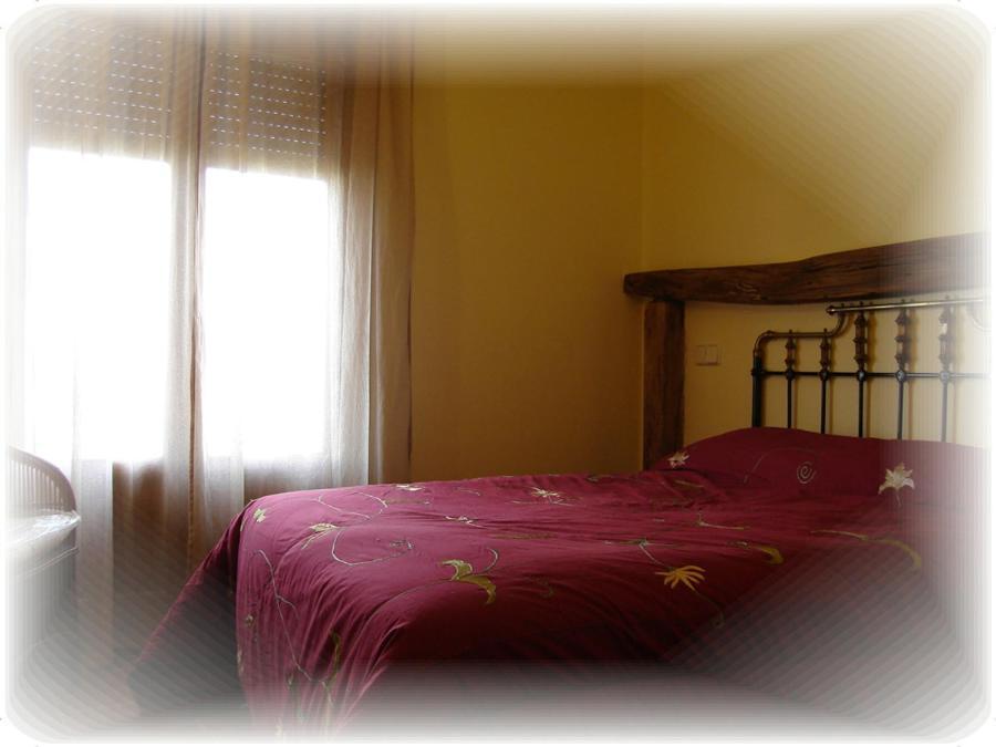 La Noguera De Socasa Villa Romancos Екстериор снимка